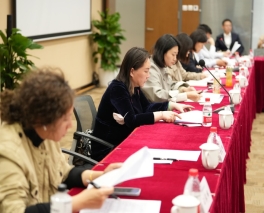 D:\Office文件夹\20.证券协会工作\2023年自律委员会会议\4月第一次会议\会议现场照片\DSC01825.JPG